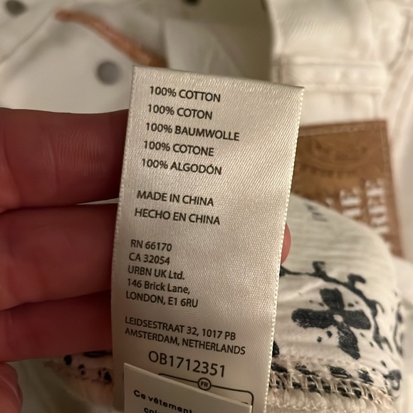 ✅✅🌷Free People “ We the Free” Ivy Mid Rise Short 31 Crystal Clear - Picture 11 of 11